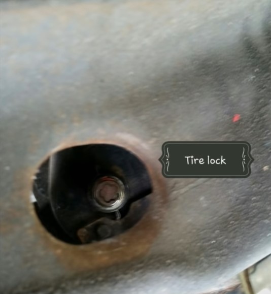 2003 Ford F150 Spare Tire Key Location, Removal & Replacement Guide