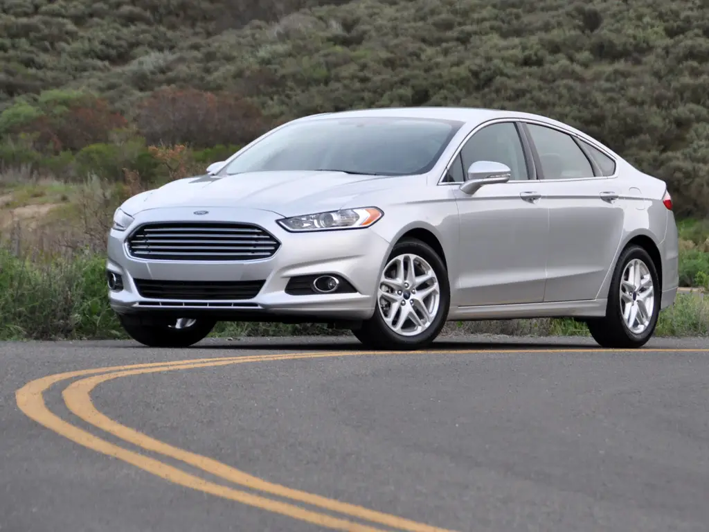 2013 ford fusion photos