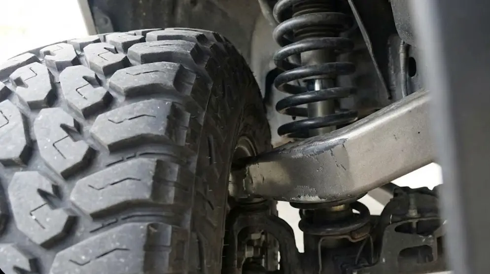 Radius Arm Constraint