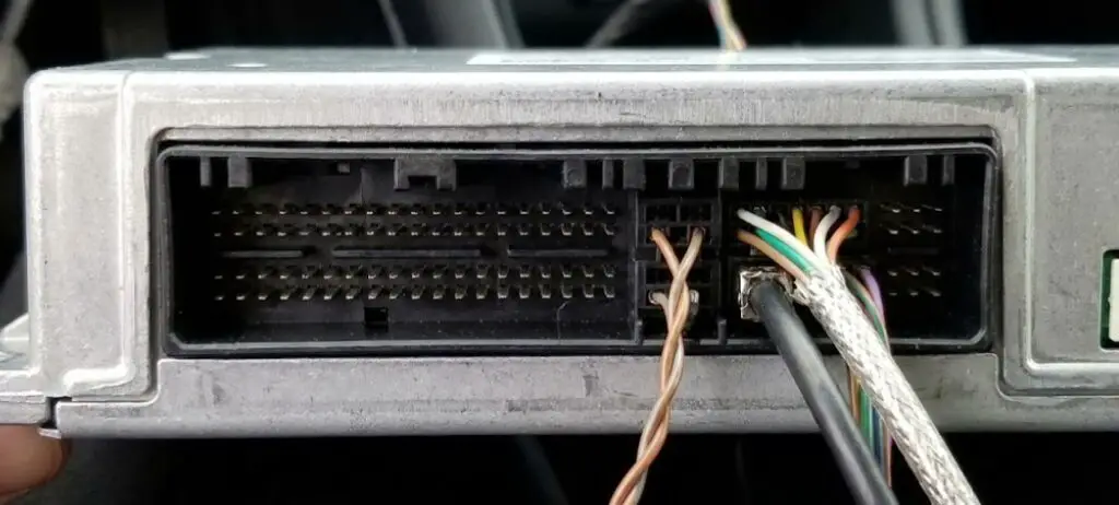 54-Pin APIM Connector